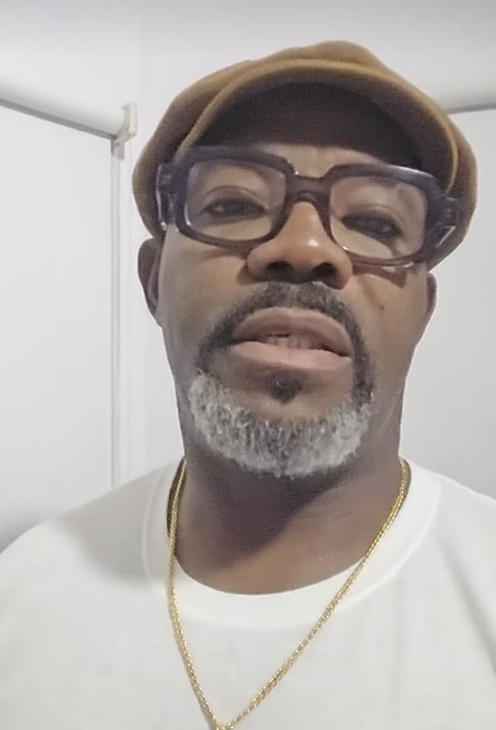 An image of okey bakassi